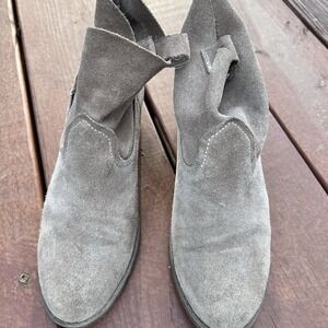 Carlos Santana Suede Boots 9M Western Round Toe